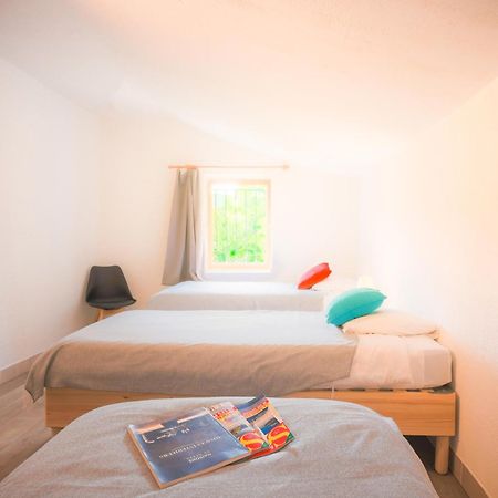 مبيت وإفطار Mezel  Domaine De Prefaissal المظهر الخارجي الصورة