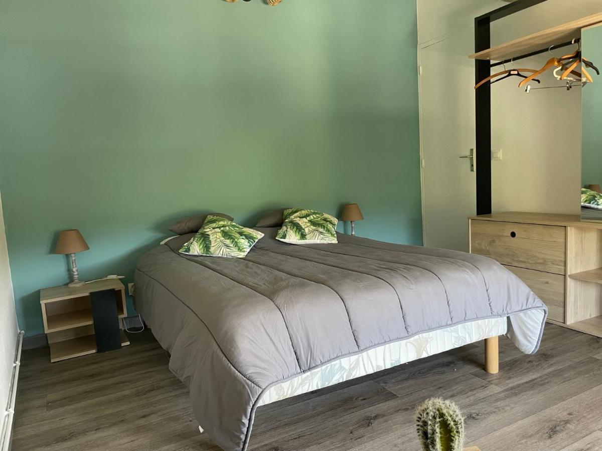 مبيت وإفطار Mezel  Domaine De Prefaissal المظهر الخارجي الصورة